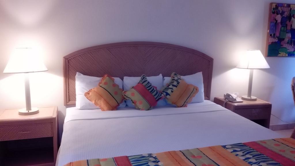 Club Ambiance (Adults Only) Hotell Runaway Bay Rum bild