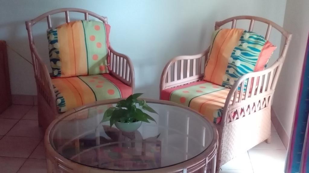 Club Ambiance (Adults Only) Hotell Runaway Bay Exteriör bild