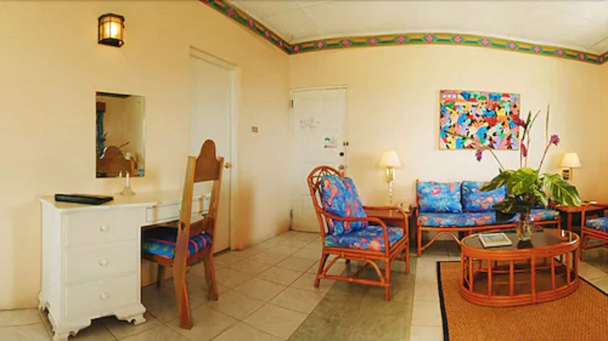 Club Ambiance (Adults Only) Hotell Runaway Bay Exteriör bild