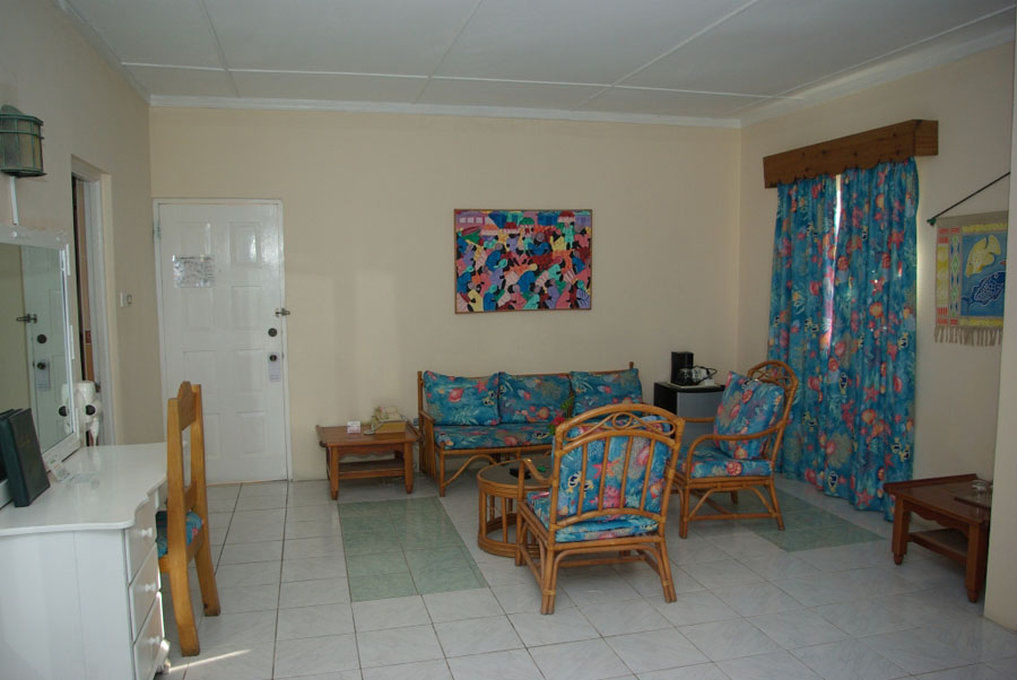 Club Ambiance (Adults Only) Hotell Runaway Bay Exteriör bild